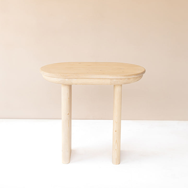 Stylish Ridge Side Table with Elegant Finish