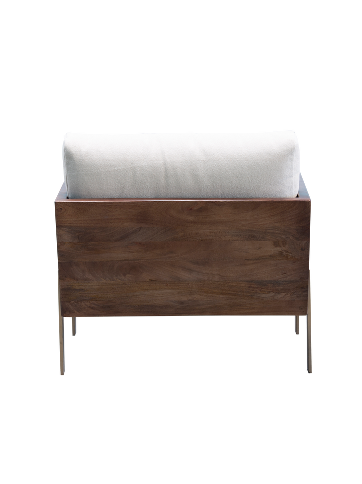 Luxury Burano chair with wooden legs and fabric finish