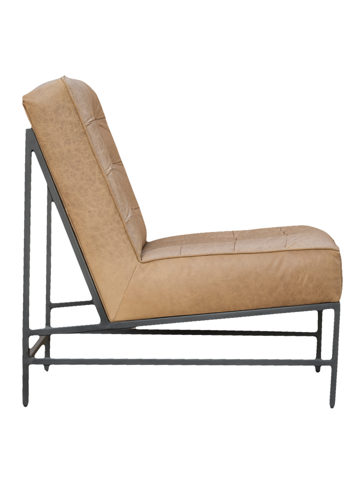 Luxury Kye accent chair with cushioned seat