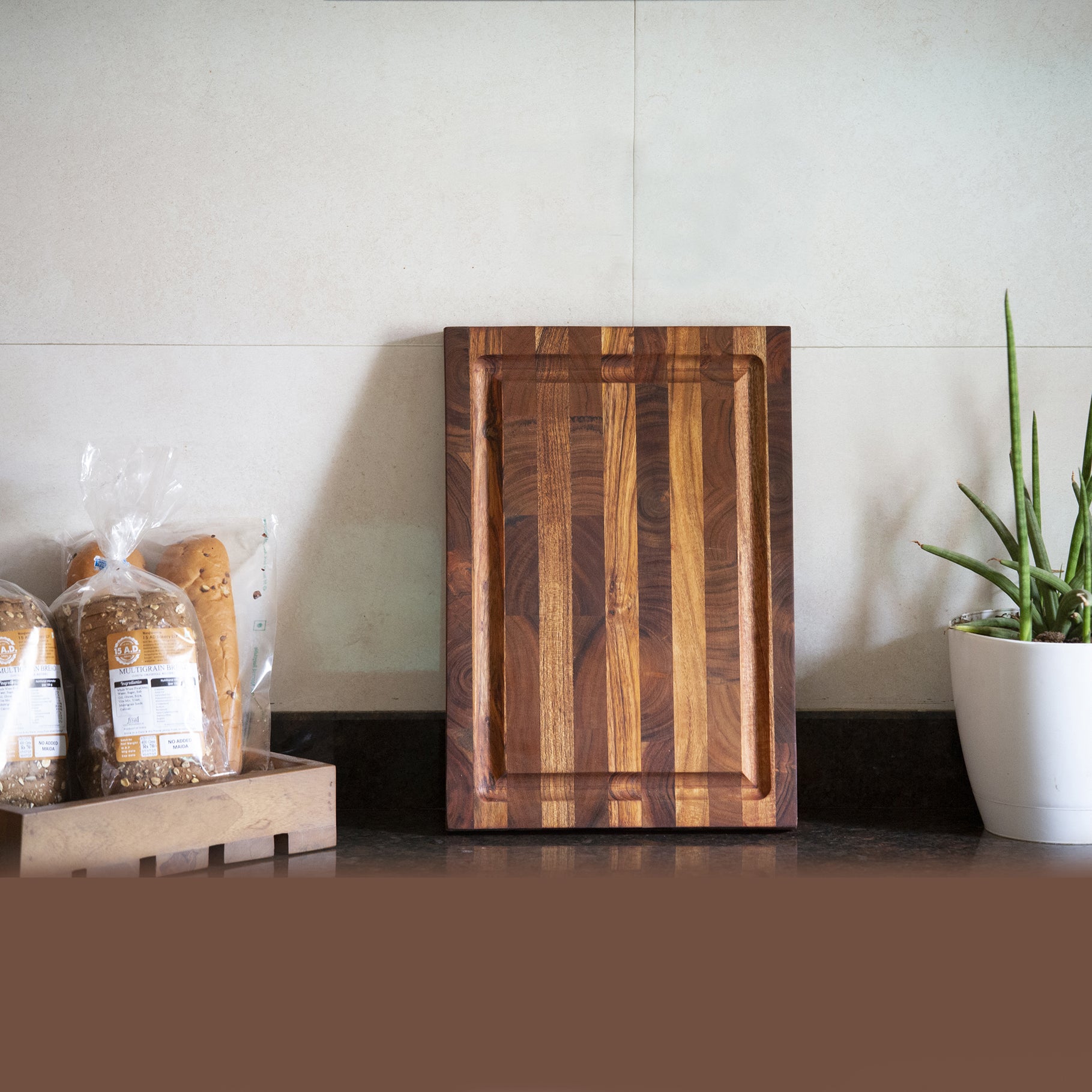 Taillevent Acacia wood chopping board